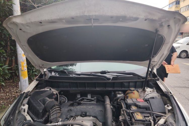 Used Cadillac XT5 2018 28T Four-Wheel Drive Luxury Model Engine Bay