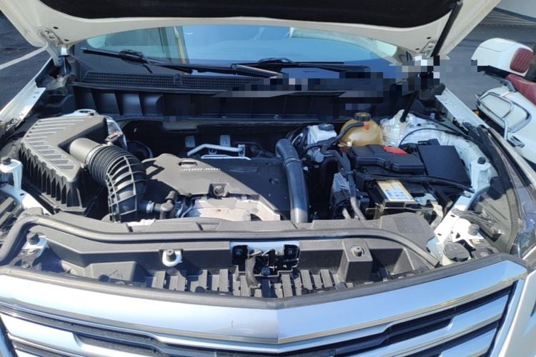 Used Cadillac XT5 2018 25T Luxury Model Engine Bay