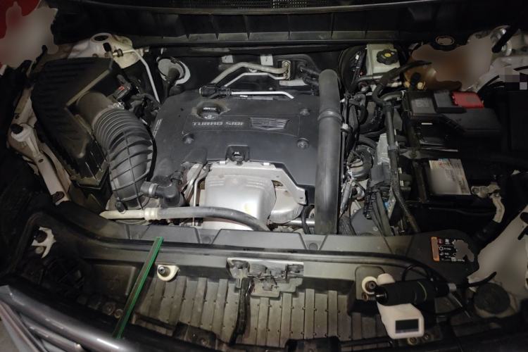 Used Cadillac XT5 2018 28T Four-Wheel Drive Luxury Model Engine Bay