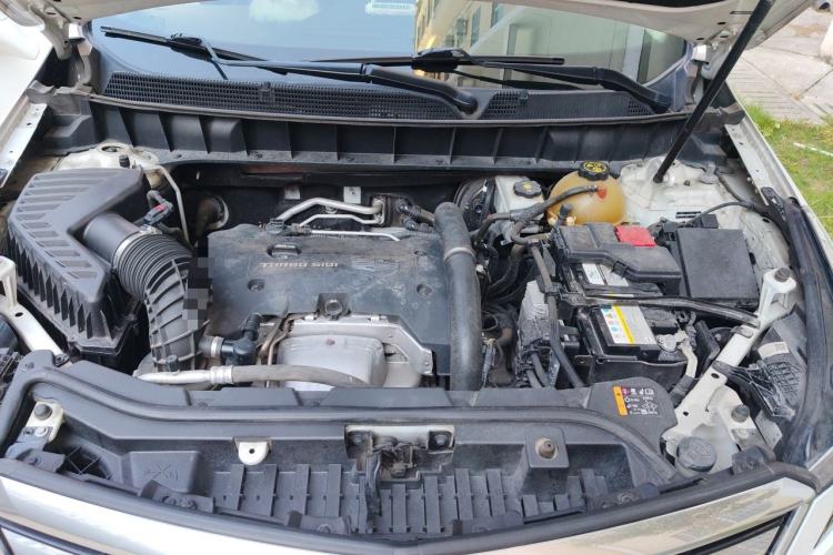 Used Cadillac XT5 2018 28T Four-Wheel Drive Luxury Model Engine Bay