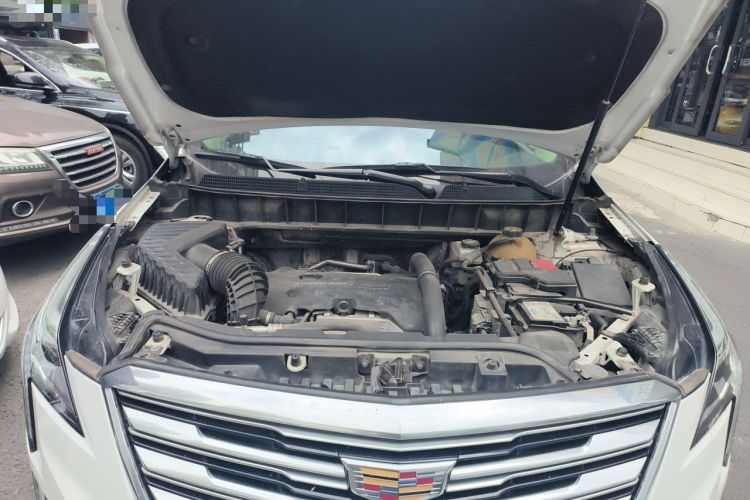 Used Cadillac XT5 2018 28T Four-Wheel Drive Luxury Model Engine Bay