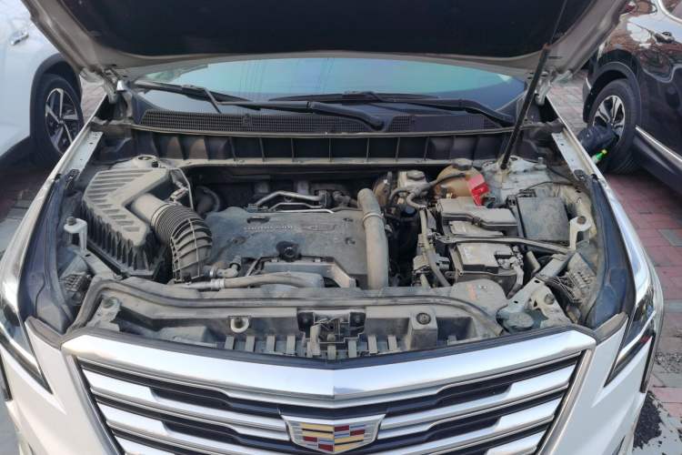 Used Cadillac XT5 2018 28T Four-Wheel Drive Luxury Model Engine Bay