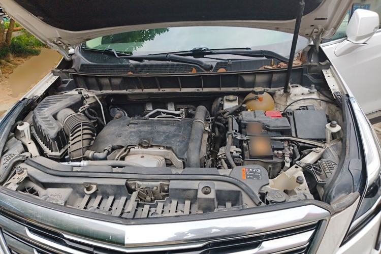 Used Cadillac XT5 2018 28T Four-Wheel Drive Luxury Model Engine Bay