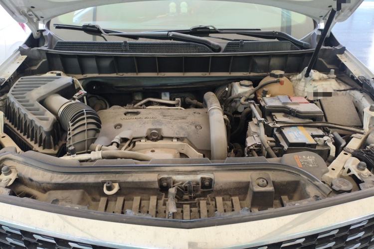 Used Cadillac XT5 2018 28T Four-Wheel Drive Luxury Model Engine Bay