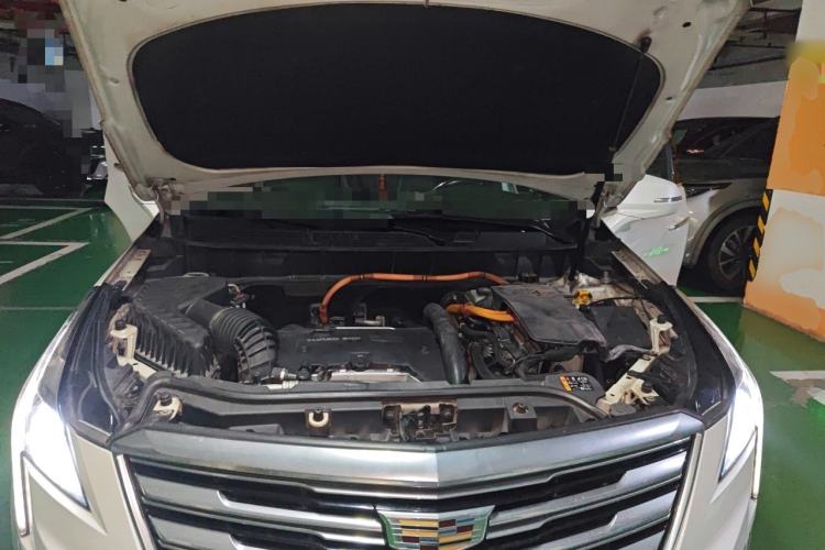 Used Cadillac XT5 2018 28E Four-Wheel Drive Tech Version Engine Bay