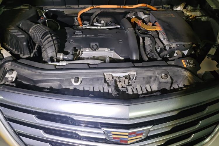 Used Cadillac XT5 2018 28E Four-Wheel Drive Tech Version Engine Bay