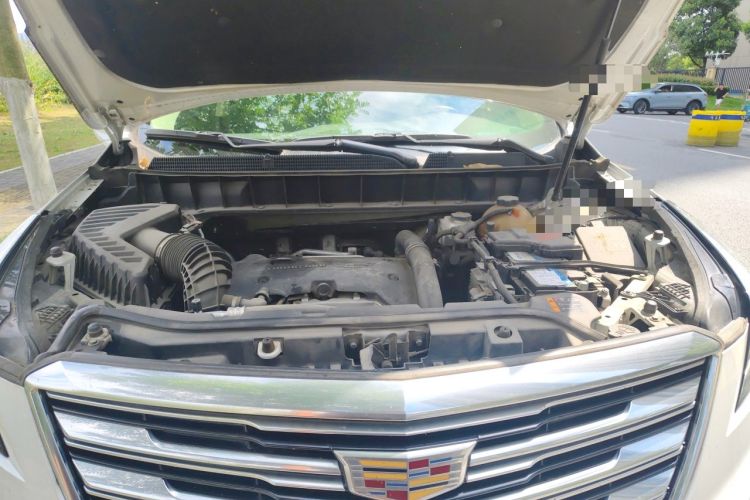 Used Cadillac XT5 2018 28T Four-Wheel Drive Luxury Model Engine Bay
