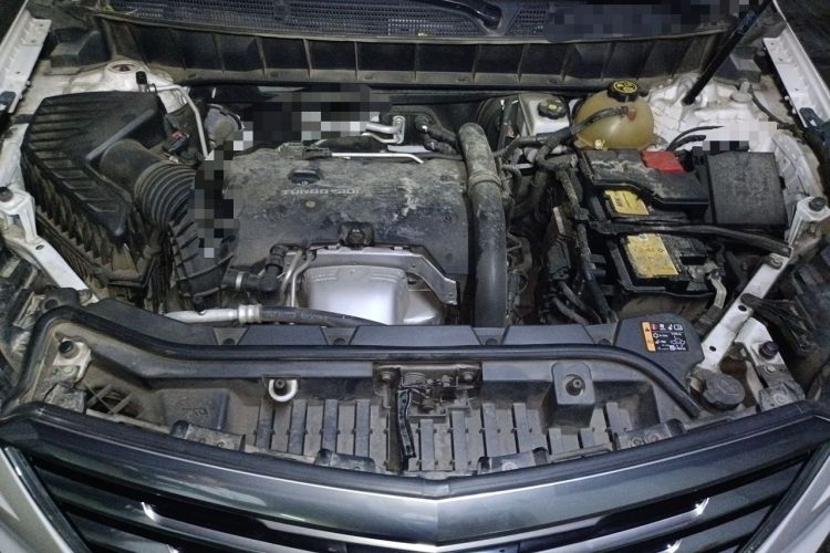 Used Cadillac XT5 2018 25T Luxury Model Engine Bay