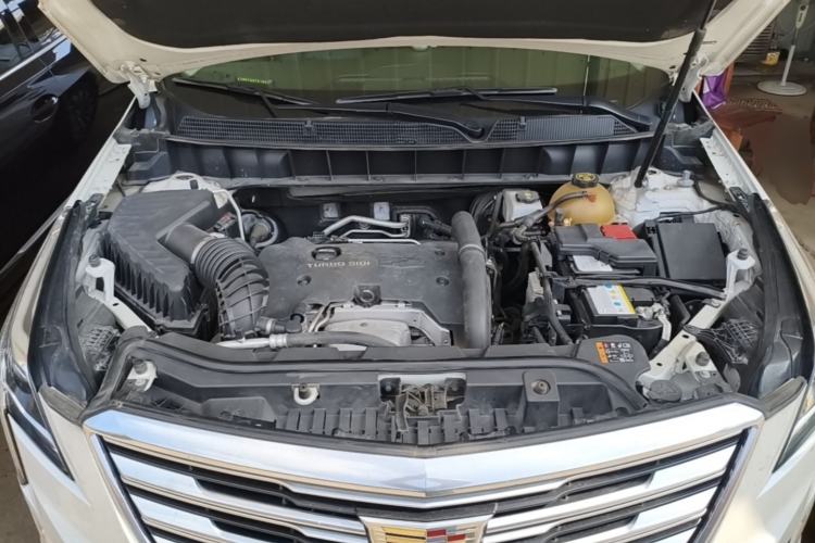 Used Cadillac XT5 2018 28T Four-Wheel Drive Luxury Model Engine Bay