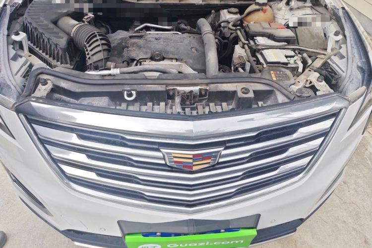Used Cadillac XT5 2018 25T Luxury Model Engine Bay