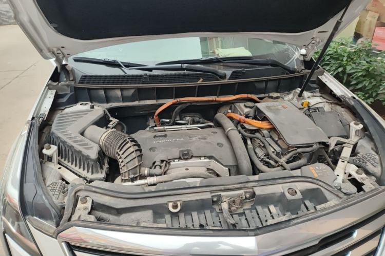 Used Cadillac XT5 2018 28E Four-Wheel Drive Tech Version Engine Bay