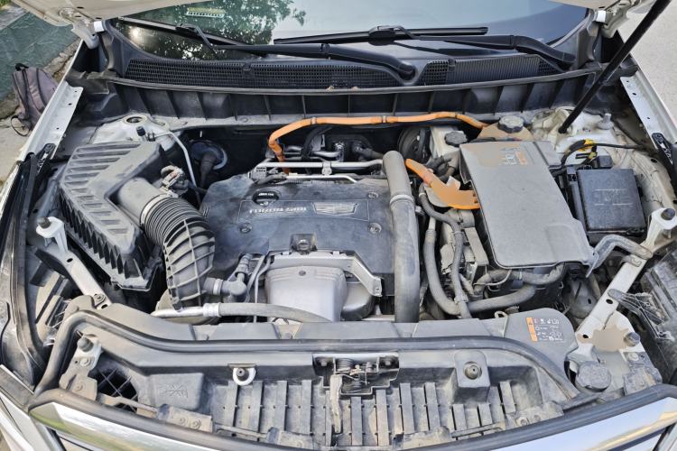 Used Cadillac XT5 2018 28E Four-Wheel Drive Tech Version Engine Bay