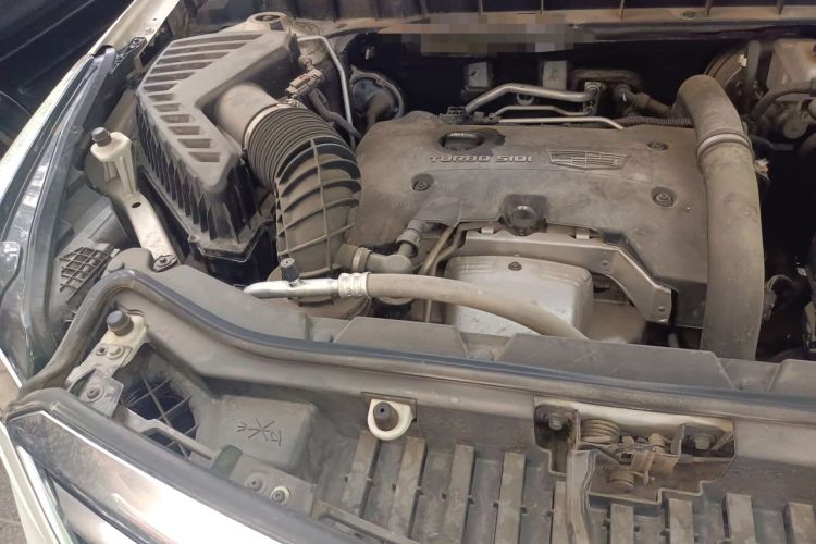 Used Cadillac XT5 2018 28T Four-Wheel Drive Luxury Model Engine Bay Right