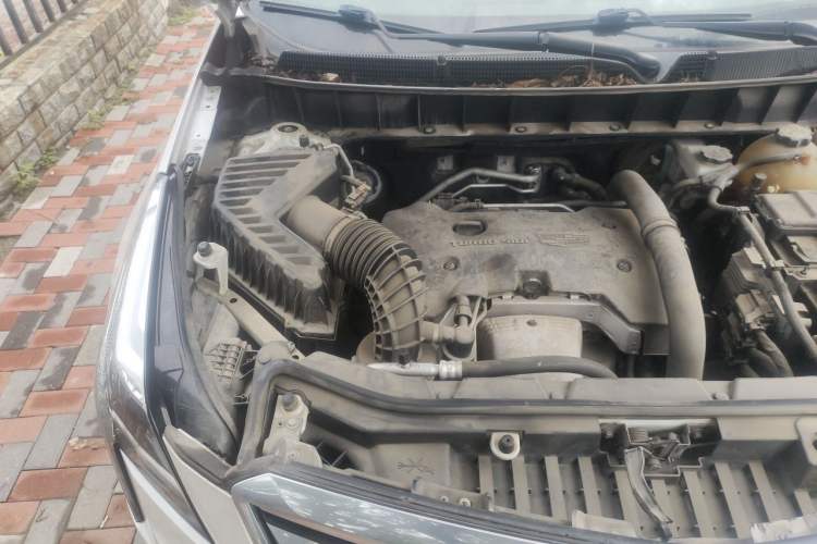 Used Cadillac XT5 2018 28T Four-Wheel Drive Luxury Model Engine Bay Right