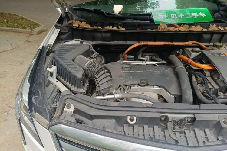 Used Cadillac XT5 2018 28E Four-Wheel Drive Tech Version Engine Bay Right