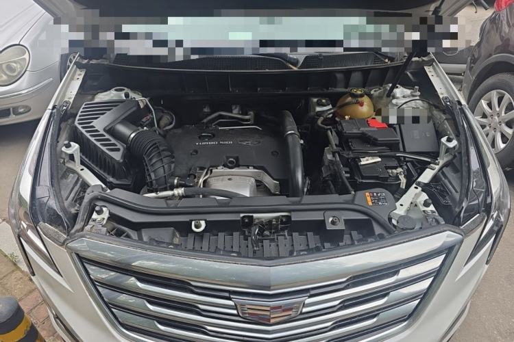 Used Cadillac XT5 2018 25T Tech Model Engine Bay