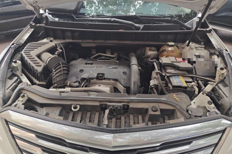 Used Cadillac XT5 2018 25T Luxury Model Engine Bay