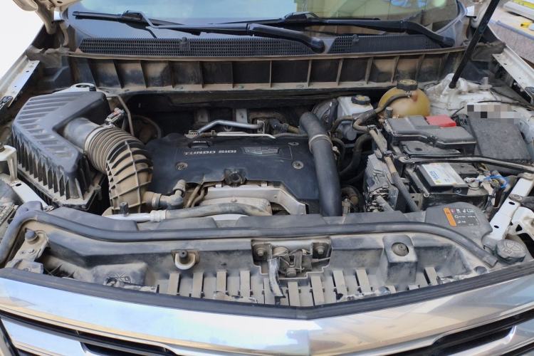 Used Cadillac XT5 2018 28T Four-Wheel Drive Luxury Model Engine Bay