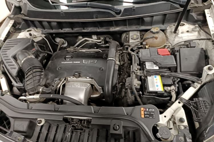 Used Cadillac XT5 2018 28T Four-Wheel Drive Luxury Model Engine Bay