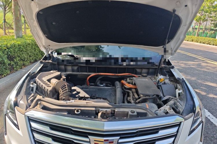 Used Cadillac XT5 2018 28E Four-Wheel Drive Tech Version Engine Bay