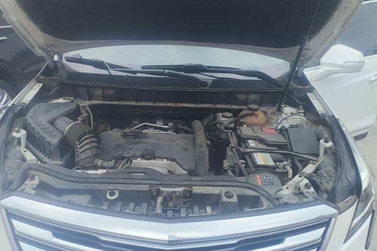Used Cadillac XT5 2018 28T Four-Wheel Drive Luxury Model Engine Bay