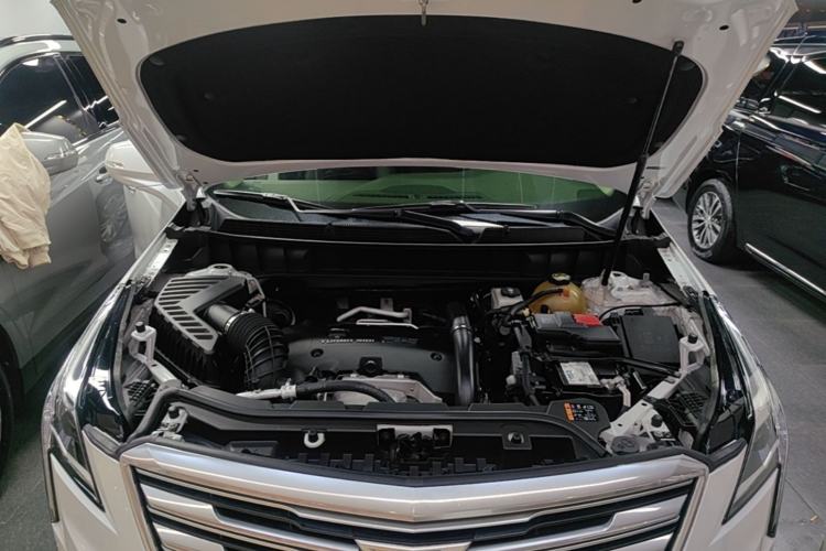 Used Cadillac XT5 2018 28T Four-Wheel Drive Luxury Model Engine Bay