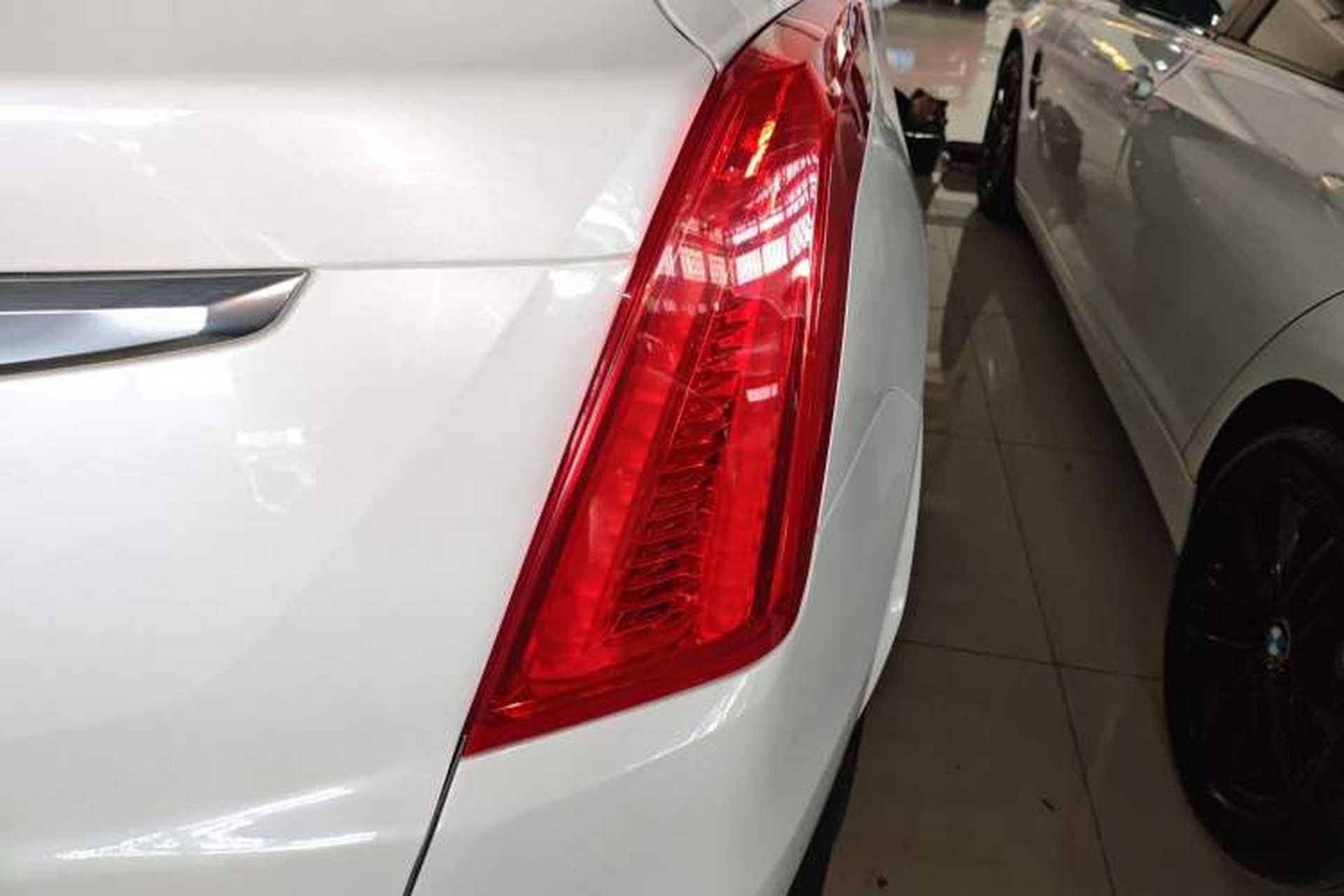 Used Cadillac XT5 2018 25T Luxury Model Exterior 1