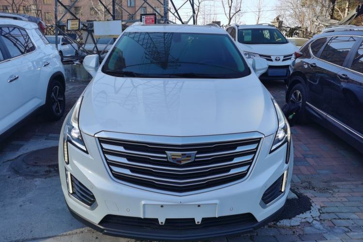 Used Cadillac XT5 2018 28T Four-Wheel Drive Luxury Model Exterior 1