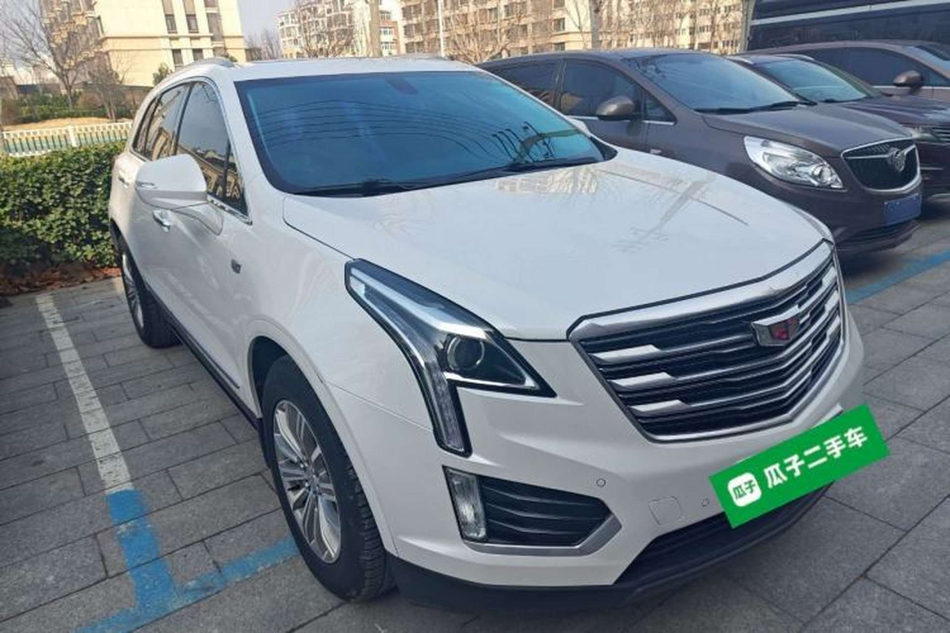 Used Cadillac XT5 2018 25T Luxury Model Exterior 1