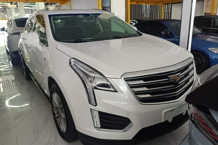 Used Cadillac XT5 2018 28T Four-Wheel Drive Luxury Model Exterior 1