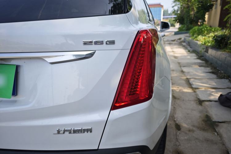 Used Cadillac XT5 2018 28E Four-Wheel Drive Tech Version Exterior 1