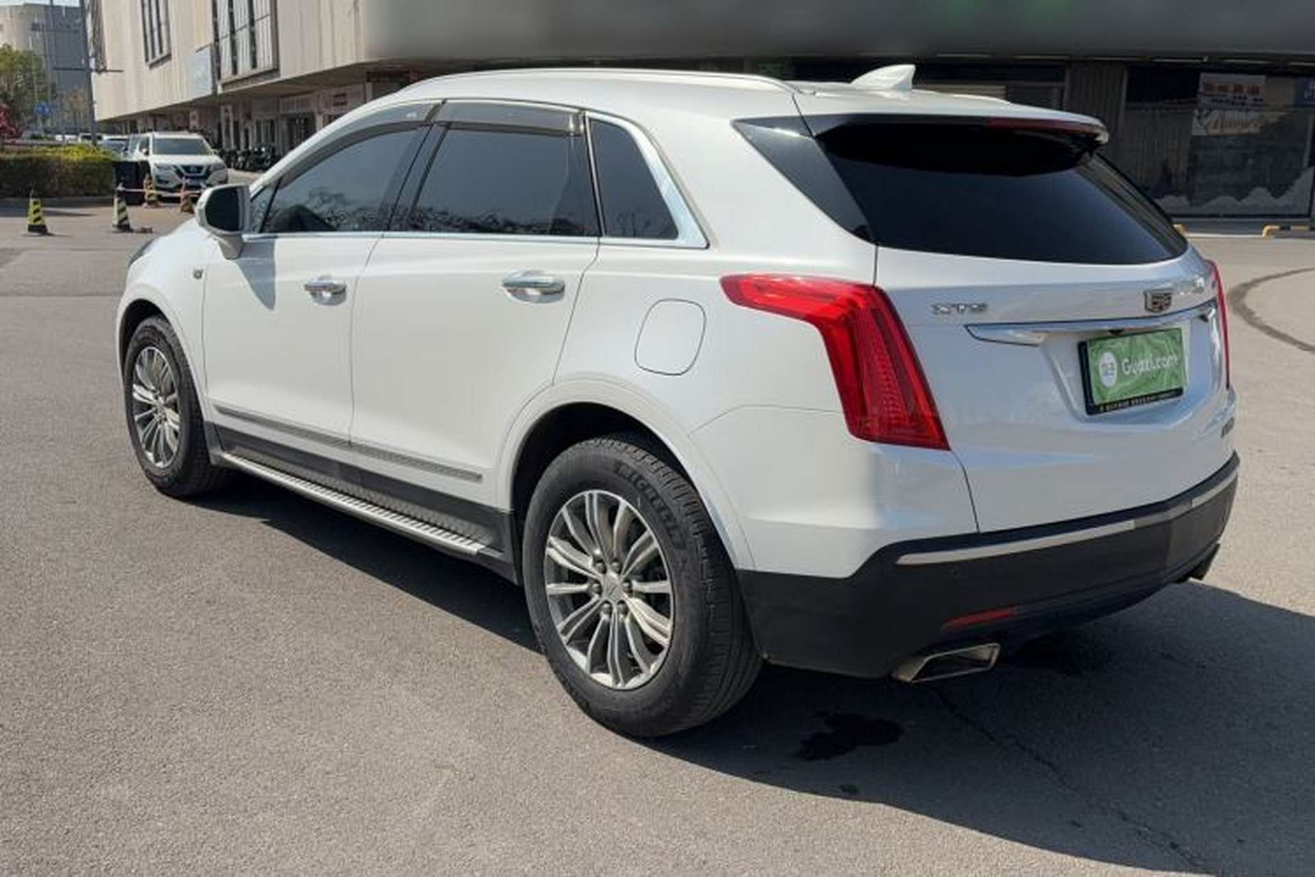 Used Cadillac XT5 2018 25T Luxury Model Exterior 1