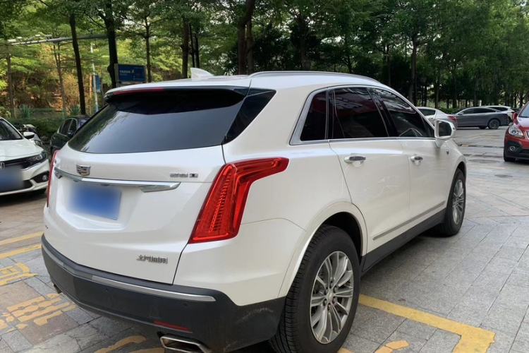 Used Cadillac XT5 2018 28T Four-Wheel Drive Luxury Model Exterior 1