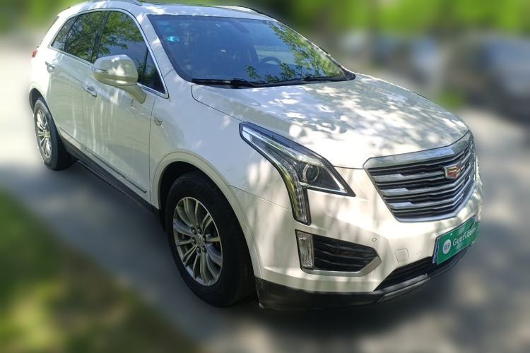 Used Cadillac XT5 2018 25T Luxury Model Exterior 2