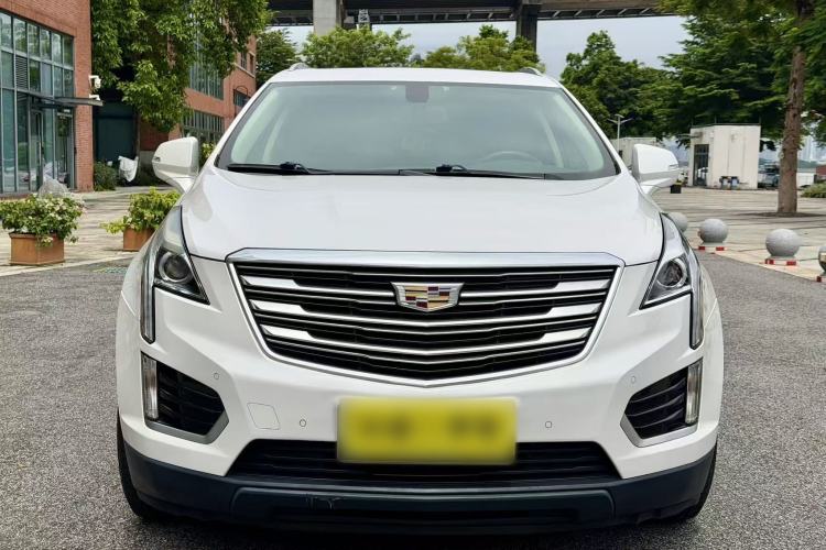 Used Cadillac XT5 2018 25T Luxury Model Exterior 2