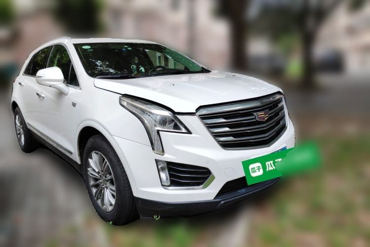 Used Cadillac XT5 2018 25T Luxury Model Exterior 2