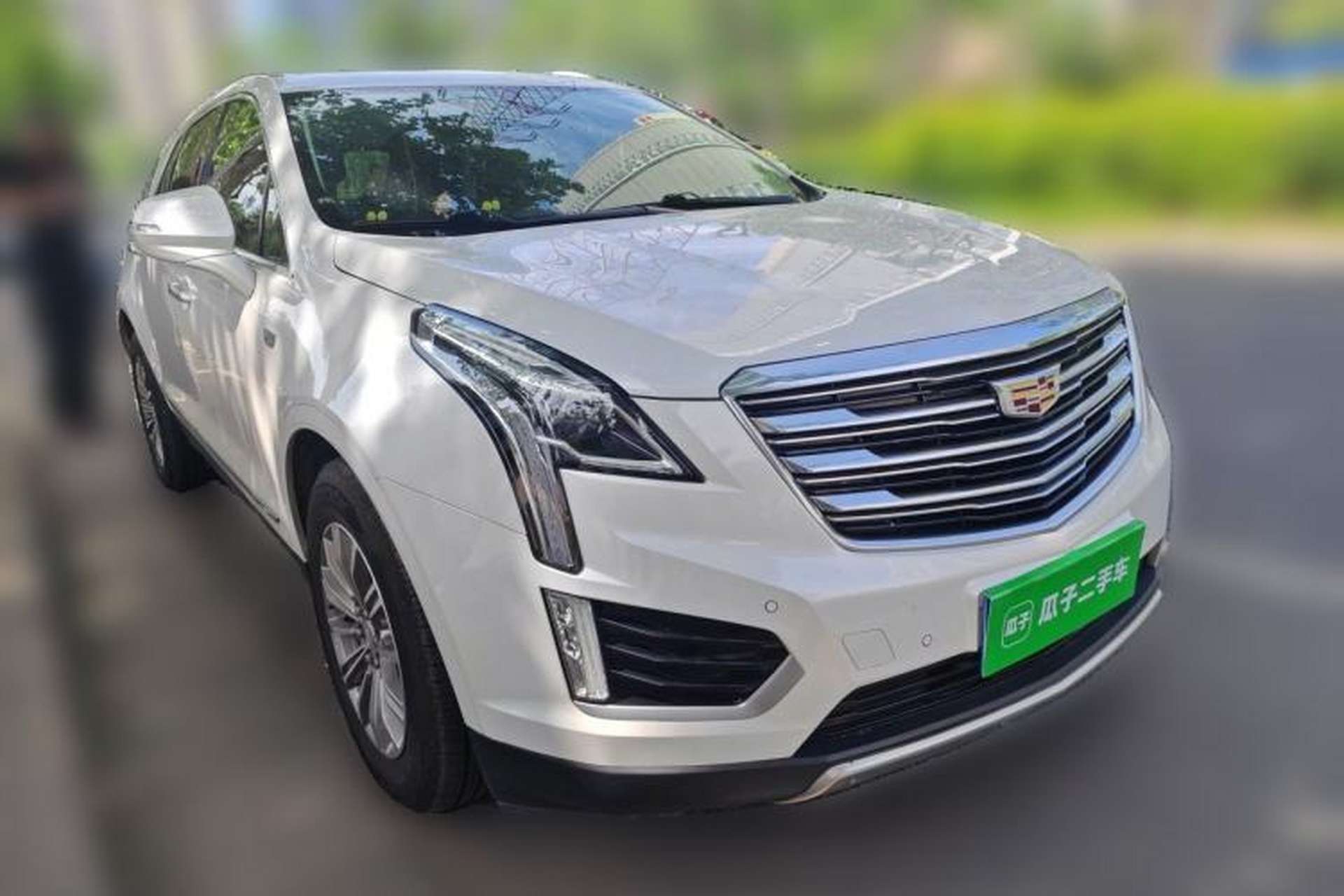 Used Cadillac XT5 2018 28T Four-Wheel Drive Luxury Model Exterior 2
