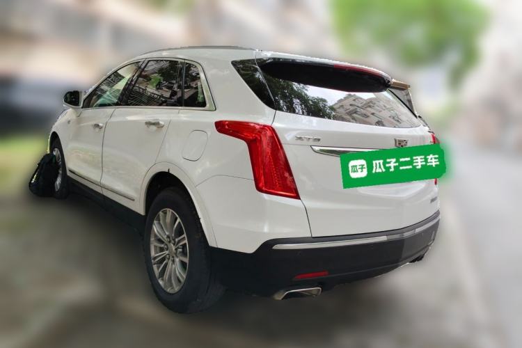 Used Cadillac XT5 2018 25T Luxury Model Exterior 3