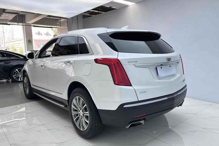 Used Cadillac XT5 2018 28T Four-Wheel Drive Luxury Model Exterior 4