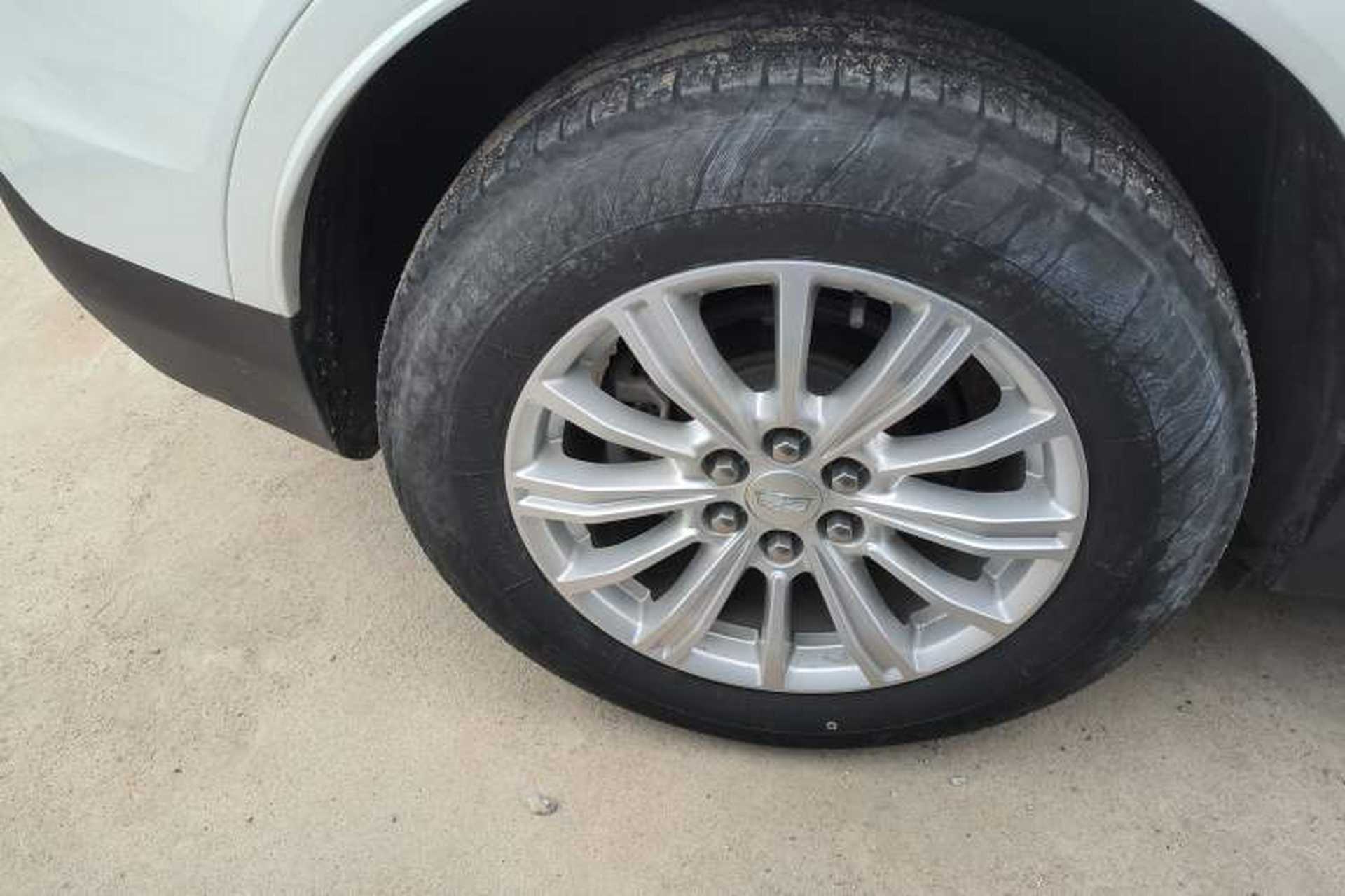 Used Cadillac XT5 2018 28E Four-Wheel Drive Tech Version Exterior 5