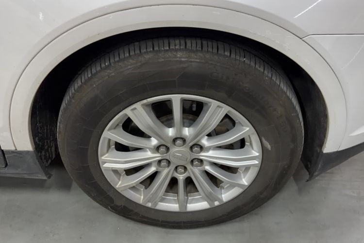 Used Cadillac XT5 2018 28E Four-Wheel Drive Tech Version Exterior 5