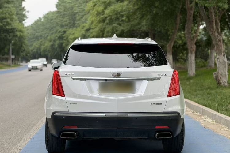Used Cadillac XT5 2018 28T Four-Wheel Drive Luxury Model Exterior 5