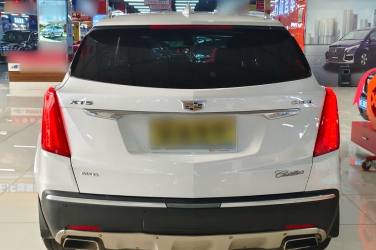 Used Cadillac XT5 2018 28T Four-Wheel Drive Luxury Model Exterior 5