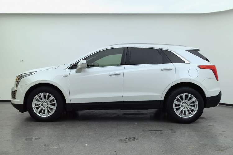 Used Cadillac XT5 2018 28E Four-Wheel Drive Tech Version Exterior 5