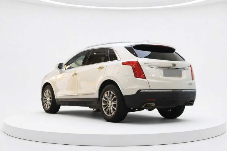 Used Cadillac XT5 2018 25T Luxury Model Exterior 5