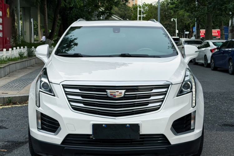 Used Cadillac XT5 2018 25T Tech Model Exterior 6