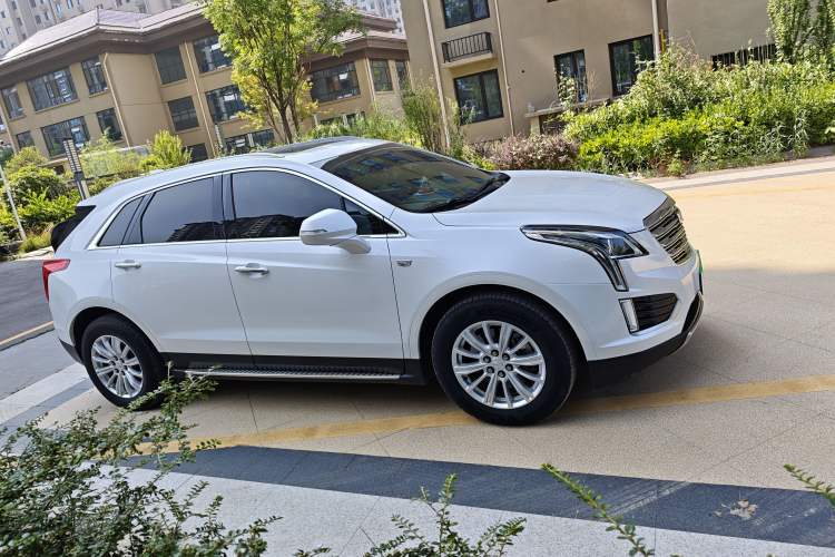 Used Cadillac XT5 2018 28E Four-Wheel Drive Tech Version Exterior 6