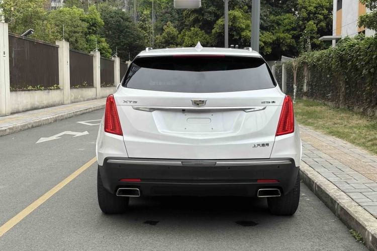 Used Cadillac XT5 2018 25T Luxury Model Exterior 6