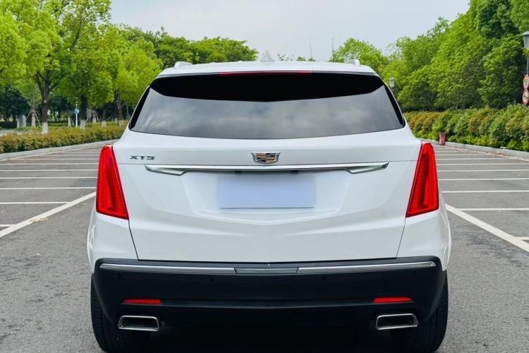 Used Cadillac XT5 2018 25T Tech Model Exterior 7