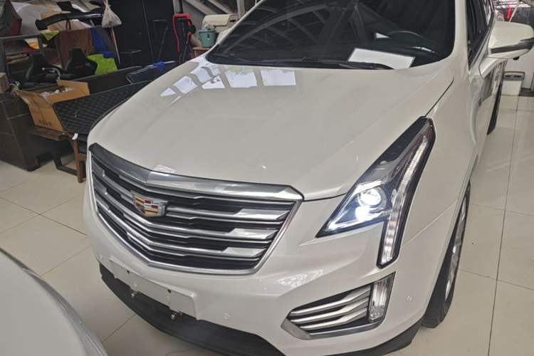 Used Cadillac XT5 2018 28E Four-Wheel Drive Tech Version Front